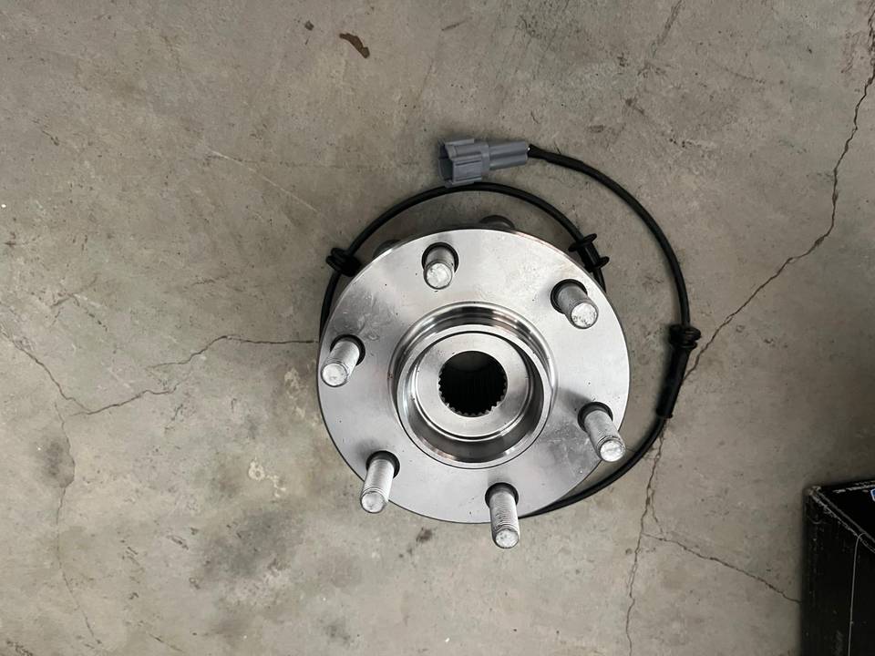 40202-4X01A PFI Bearings -NISSAN - NAVARA 06> 4x4 ÖN TEKERLEK GÖBEĞİ, RULMANLI VE ABS'Lİ — PFI OEM Parça
