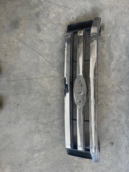 FOR09RA004 Ranger 2011 - 2015 Arası Ön Panjur Nikalajlı Krom