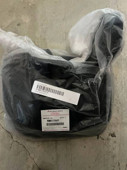 MN117447 PAÇALIK ÖN SOL L200CR